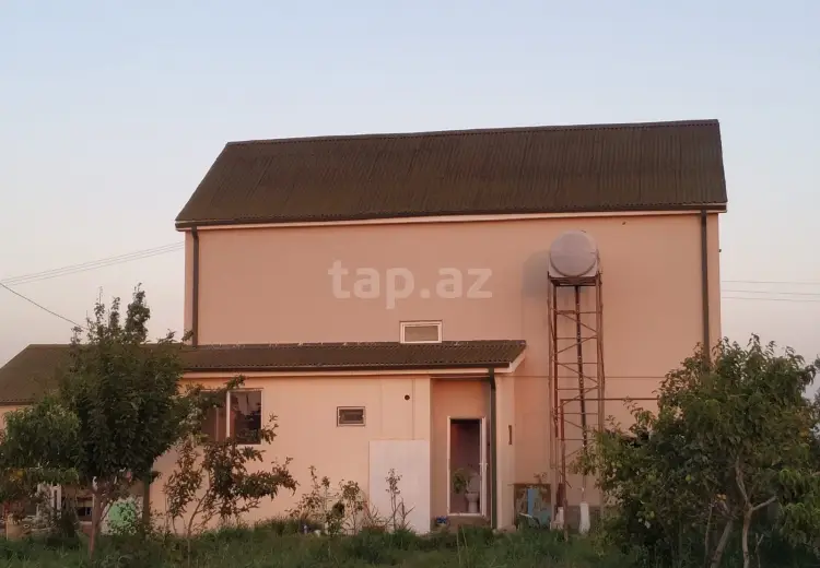 8 otaqlı mənzil , Xaçmaz