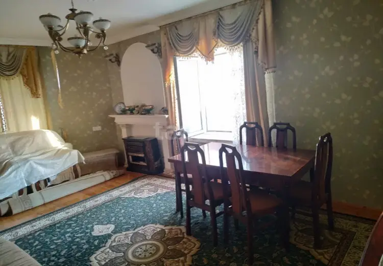 8 otaqlı mənzil , Xaçmaz