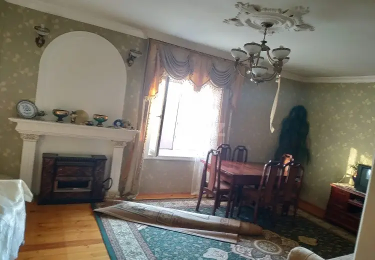 8 otaqlı mənzil , Xaçmaz