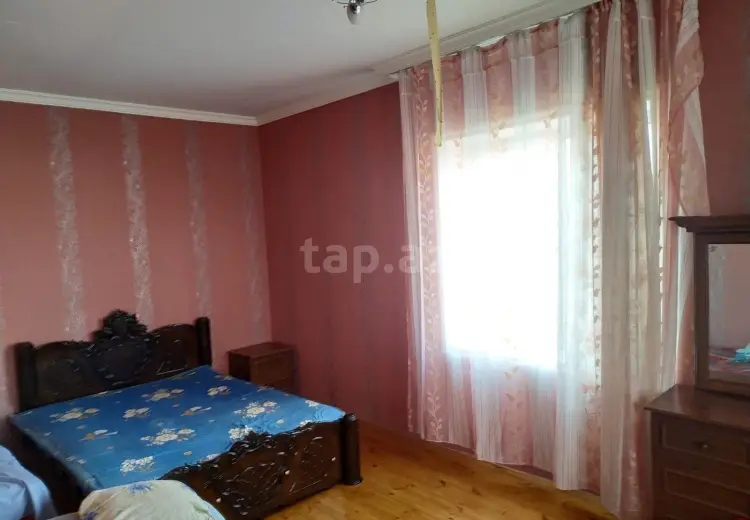 8 otaqlı mənzil , Xaçmaz