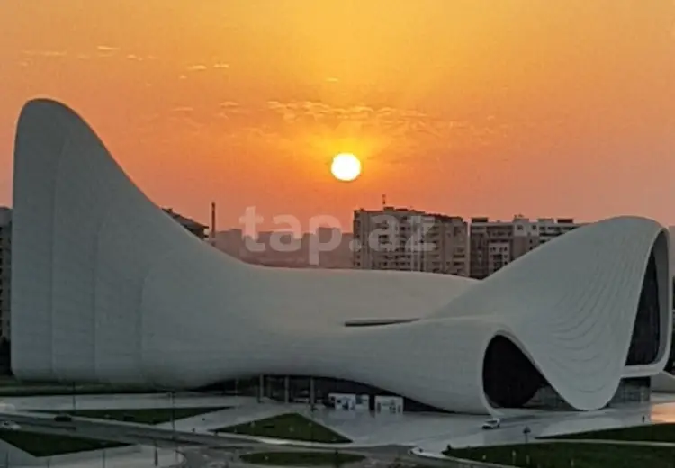 3 otaqlı mənzil , Bakı