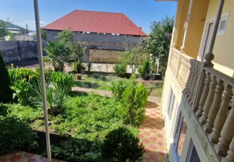 2 otaqlı mənzil , Şəki