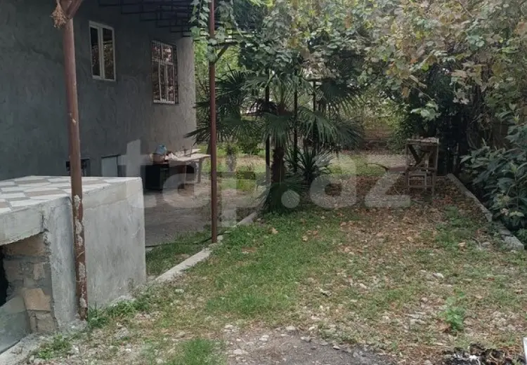 4 otaqlı mənzil , Şəki
