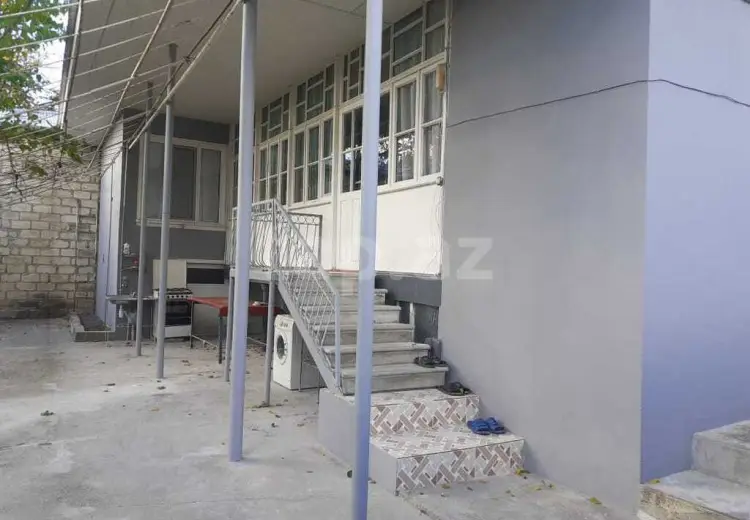 3 otaqlı mənzil , Şəki