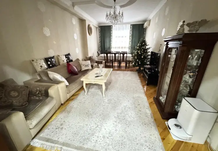 3 otaqlı mənzil , Bakı