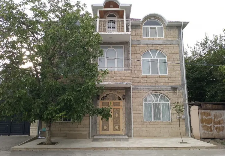 232 m² Obyekt / Ofis Satılır, Şamaxı