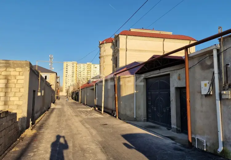 7 otaqlı mənzil , Xırdalan