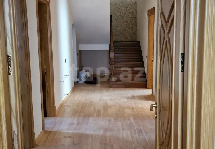 7 otaqlı mənzil , Xırdalan