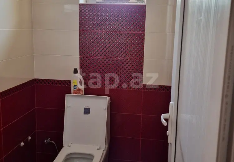 7 otaqlı mənzil , Xırdalan