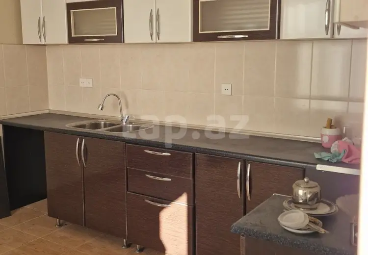 7 otaqlı mənzil , Xırdalan
