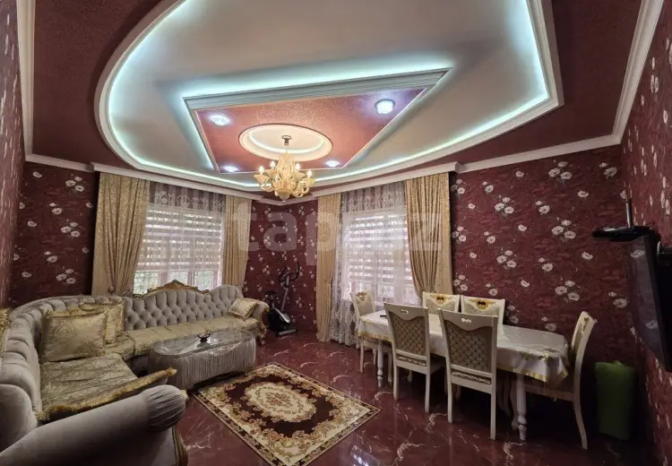 5 otaqlı mənzil , Qusar