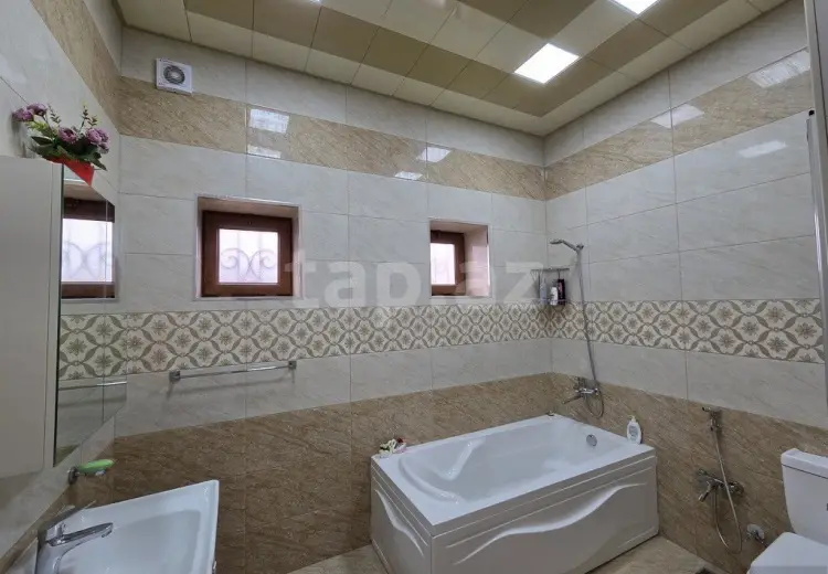 5 otaqlı mənzil , Qusar