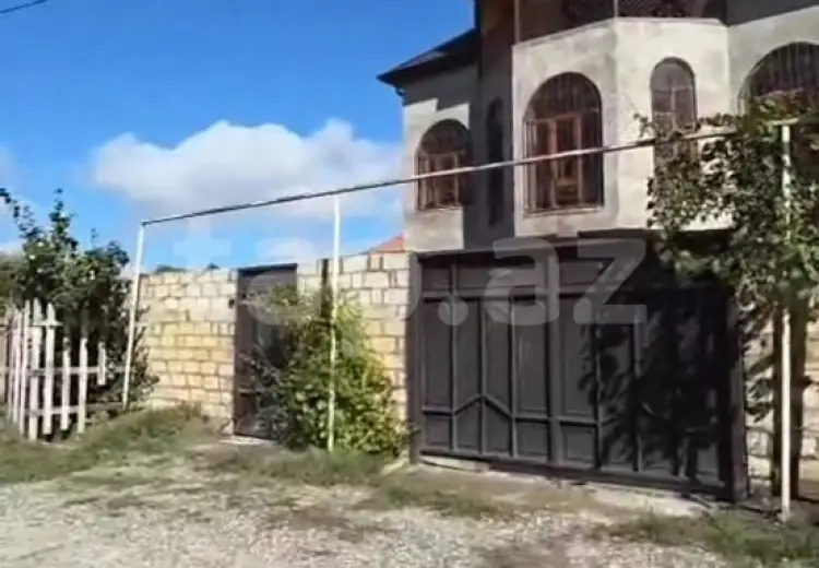 5 otaqlı mənzil , Qusar