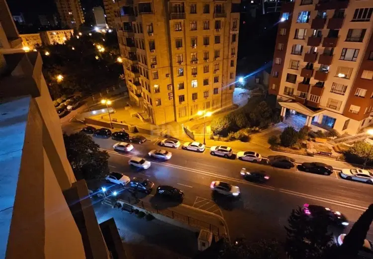 2 otaqlı mənzil Satılır, Yasamal, Bakı
