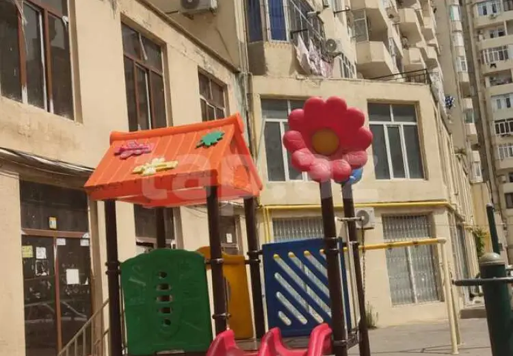 3 otaqlı mənzil , Xırdalan