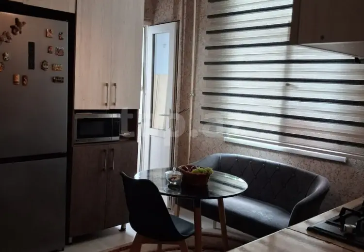 2 otaqlı mənzil , Bakı