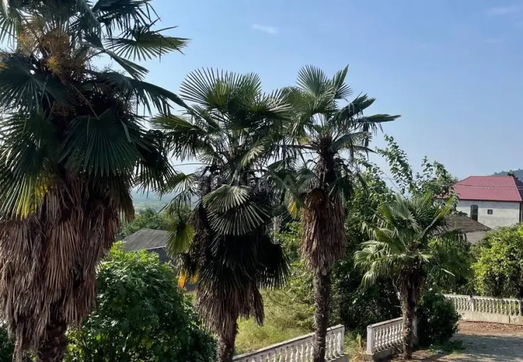 4 otaqlı mənzil Satılır, Astara
