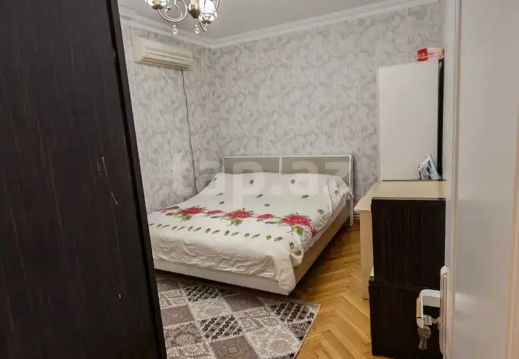 3 otaqlı mənzil , Bakı