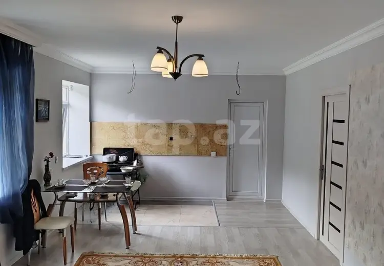 3 otaqlı mənzil , Quba