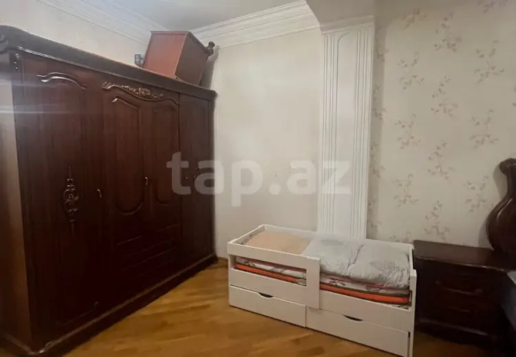 1 000 AZN - 3 otaqlı mənzil Kirayə (aylıq), Bakı