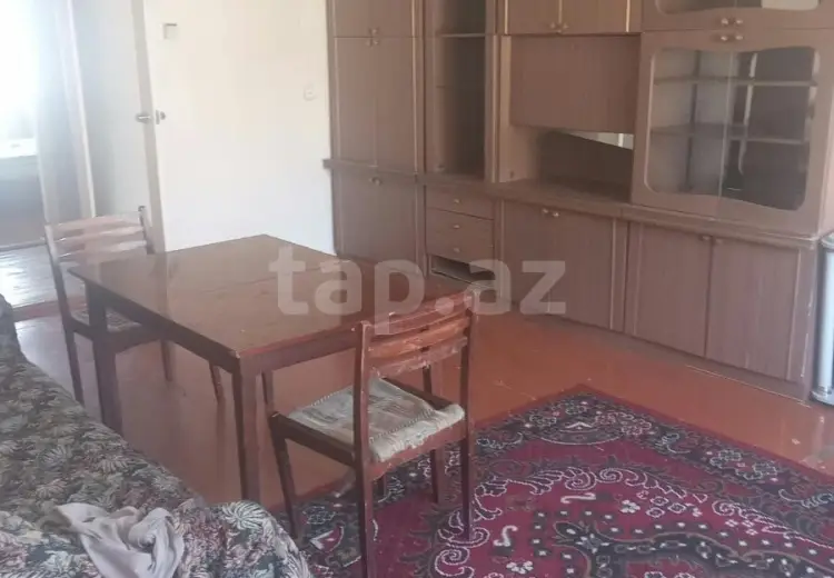 3 otaqlı mənzil , Şəki
