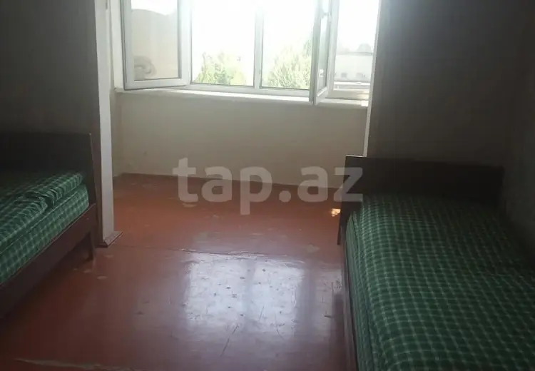 3 otaqlı mənzil , Şəki