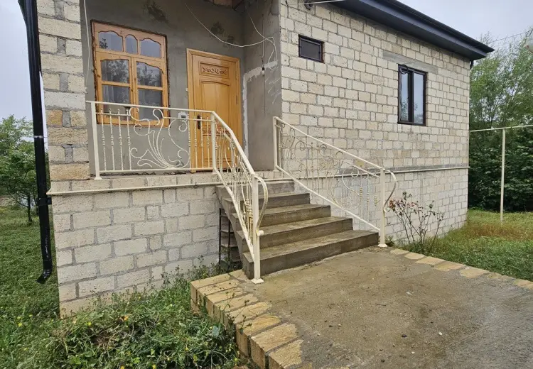 3 otaqlı mənzil Satılır, Qusar