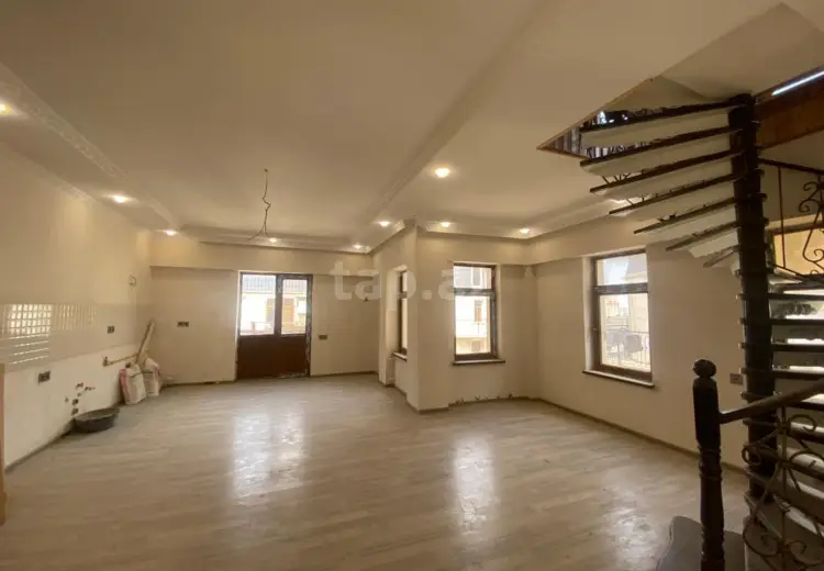 5 otaqlı mənzil , Xırdalan