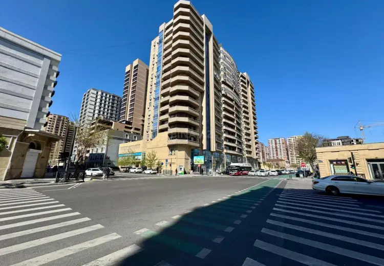1600 m² Obyekt / Ofis Kirayə (aylıq), Nəsimi, Bakı