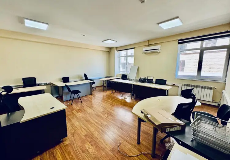 1600 m² Obyekt / Ofis Kirayə (aylıq), Nəsimi, Bakı
