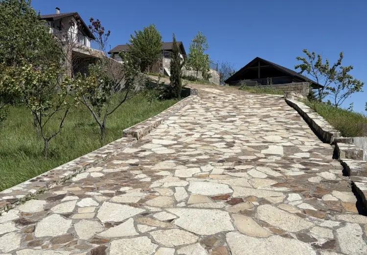 5 otaqlı mənzil Satılır, Şamaxı