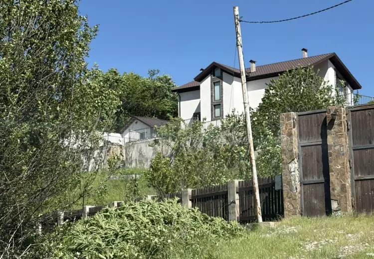 5 otaqlı mənzil Satılır, Şamaxı