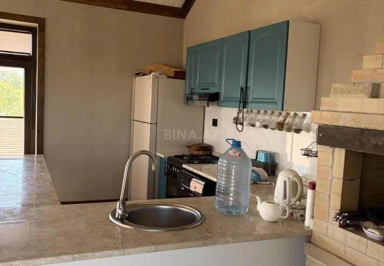 5 otaqlı mənzil Satılır, Şamaxı