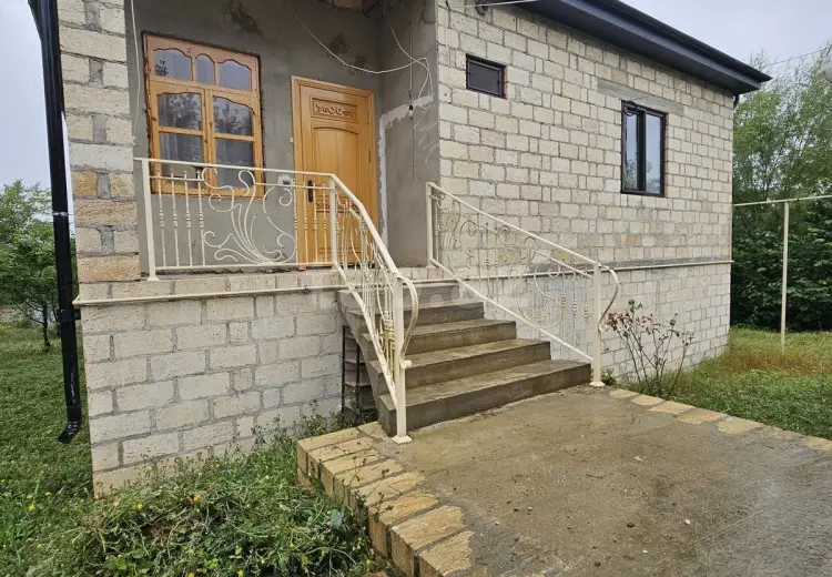3 otaqlı mənzil , Qusar