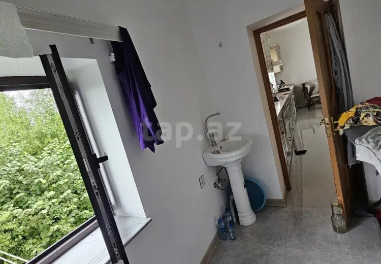 3 otaqlı mənzil , Qusar