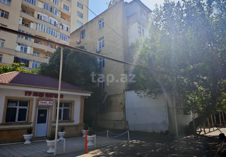 3 otaqlı mənzil , Bakı