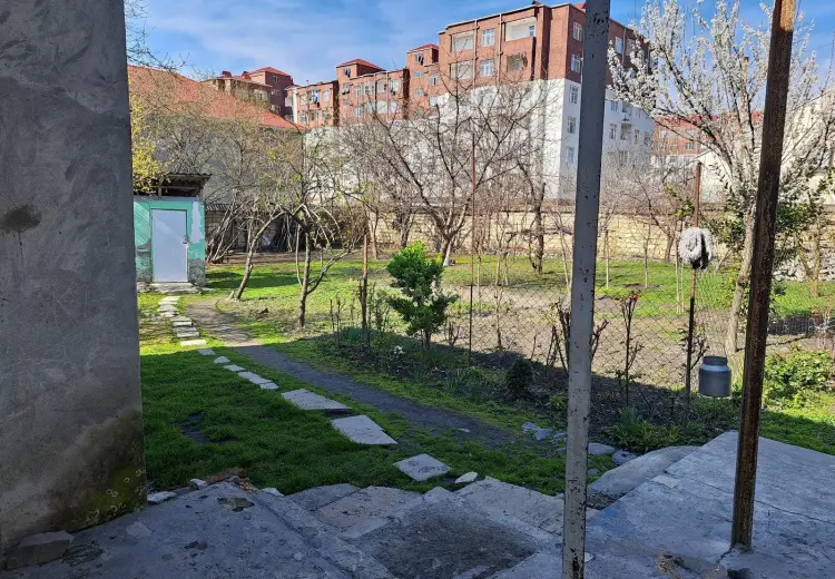 3 otaqlı mənzil Satılır, Qəbələ