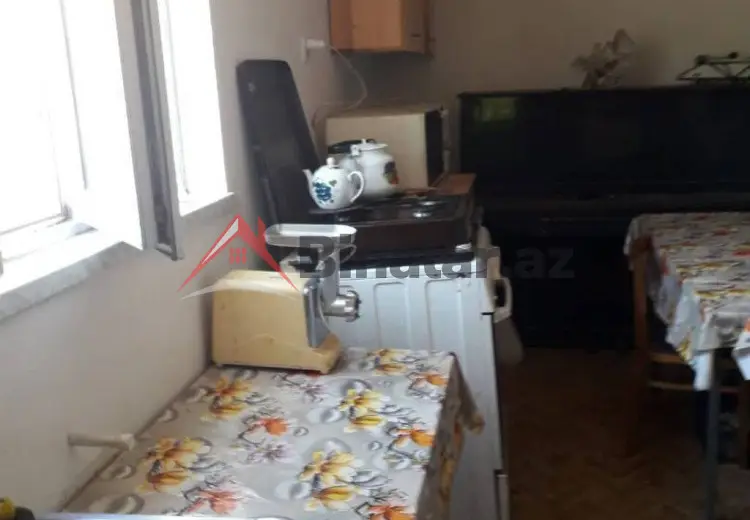 4 otaqlı mənzil Satılır, Bakı