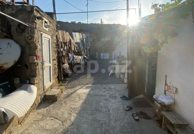 4 otaqlı mənzil , Bakı