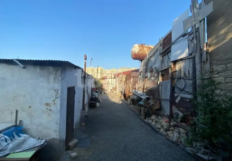 4 otaqlı mənzil , Bakı