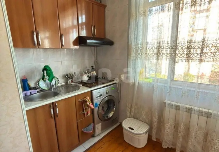 3 otaqlı mənzil , Bakı