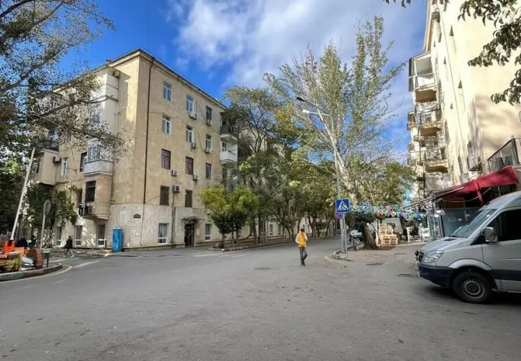 210 m² Obyekt / Ofis Satılır, Yasamal, Bakı