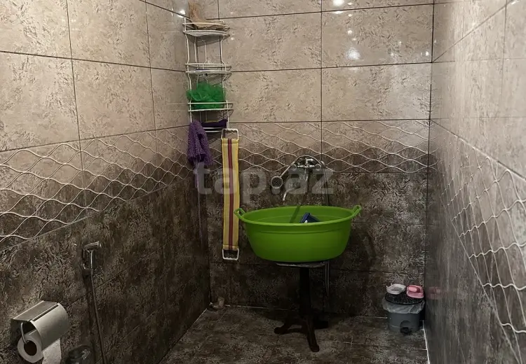 4 otaqlı mənzil , Şəki