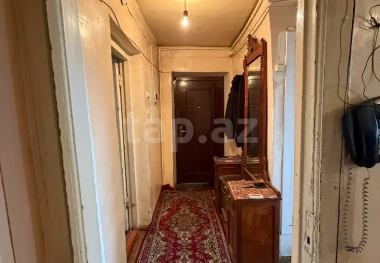 3 otaqlı mənzil , Şəki