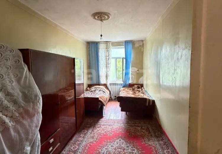 3 otaqlı mənzil , Şəki