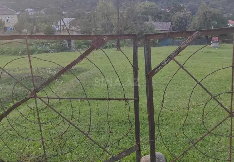 10 sot Torpaq Satılır, Lerik