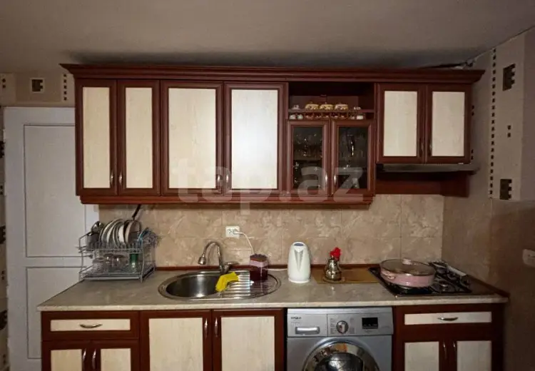 6 otaqlı mənzil , Gəncə