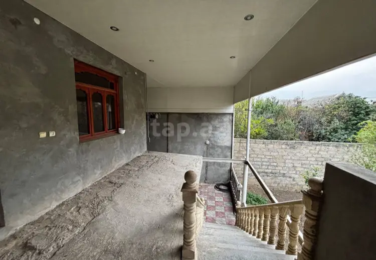 6 otaqlı mənzil , Gəncə