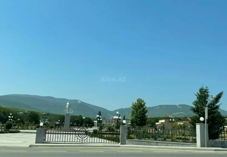 8 sot Torpaq Satılır, Xızı