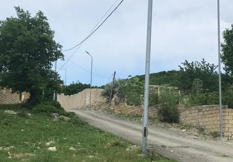 8 sot Torpaq Satılır, Xızı